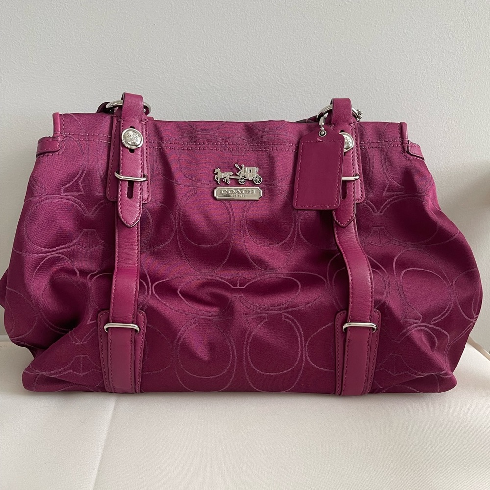 Coach Mia Signature Bag Style #15402.